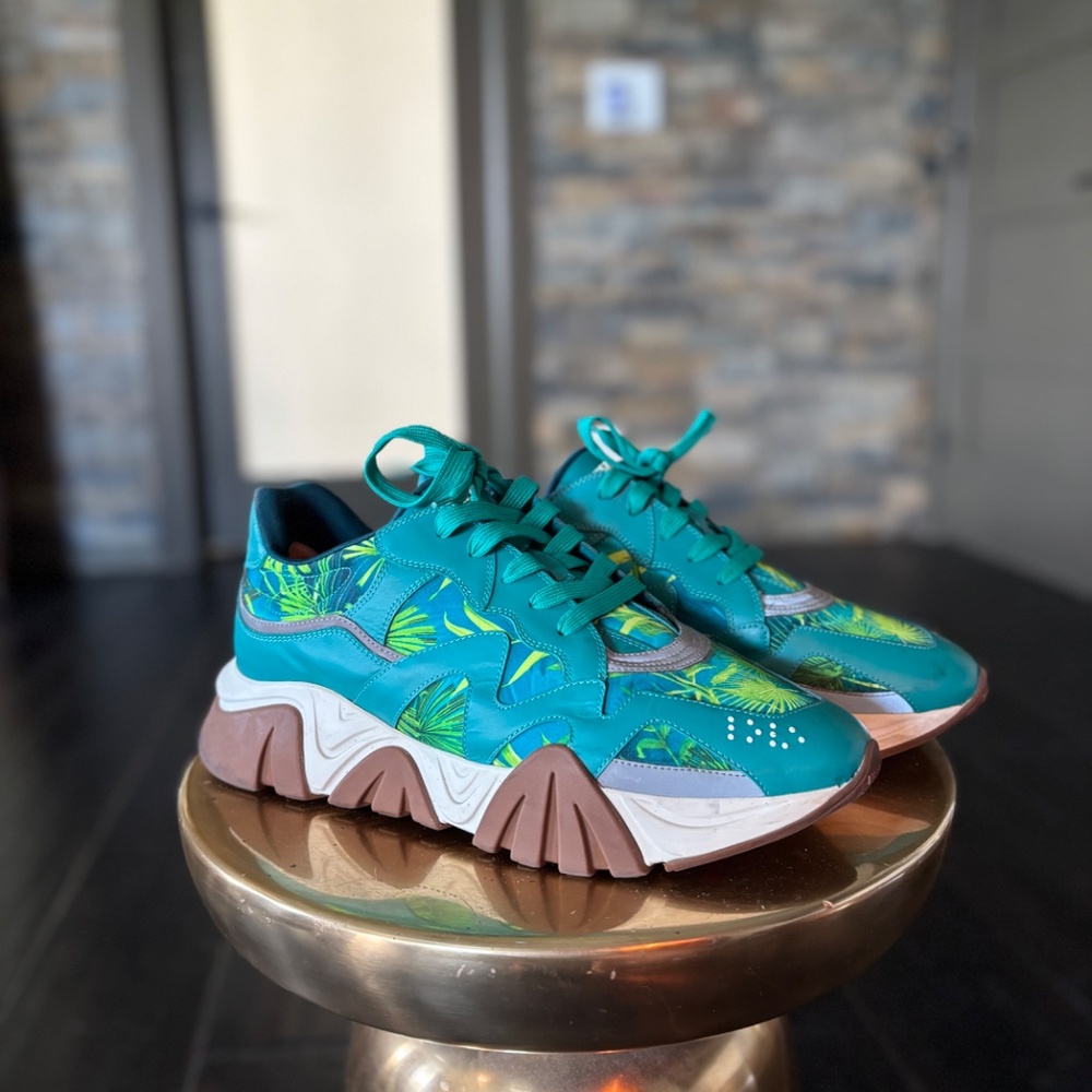 Mens Versace sneakers